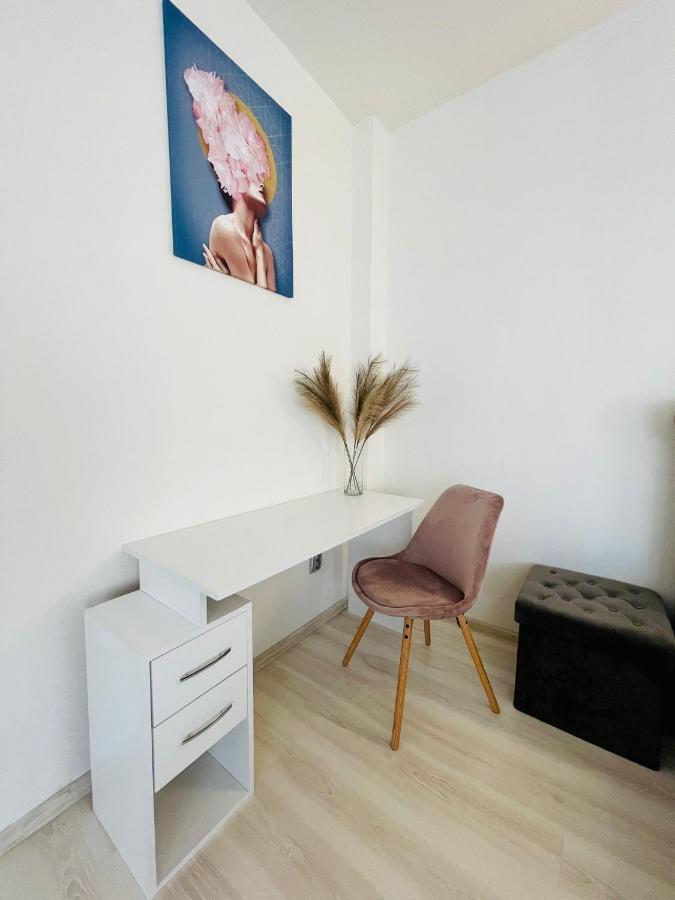 Panoramic Studio Appartamento Cluj-Napoca Esterno foto